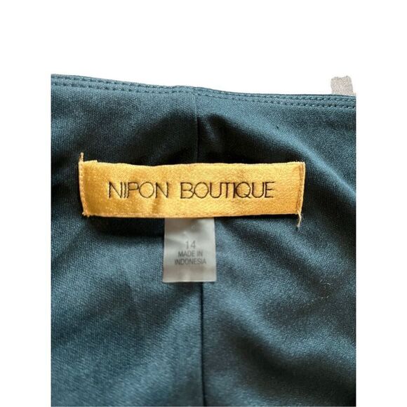 NIPON Boutique gown - Picture 7 of 8